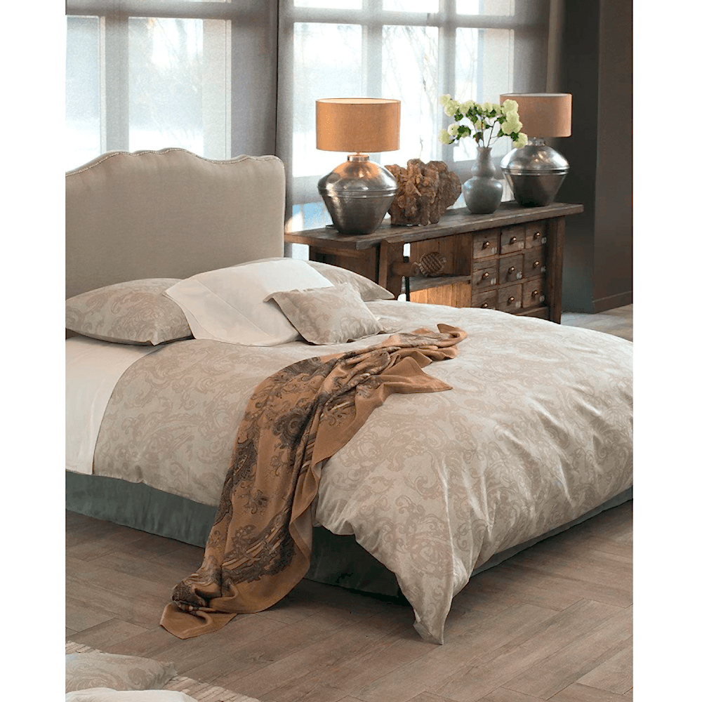 Фото 1 - Комплект постельного белья “DUVET COVER SET EMPIRE DOUBLE BED” 